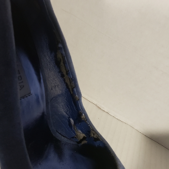 Women's BCBGMAXAZRIA Haile 5in Suede Pumps - Picture 5 of 7